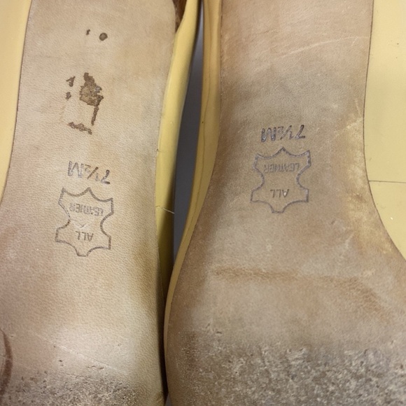 Tory Burch open toe pump mustard yellow - Picture 10 of 15